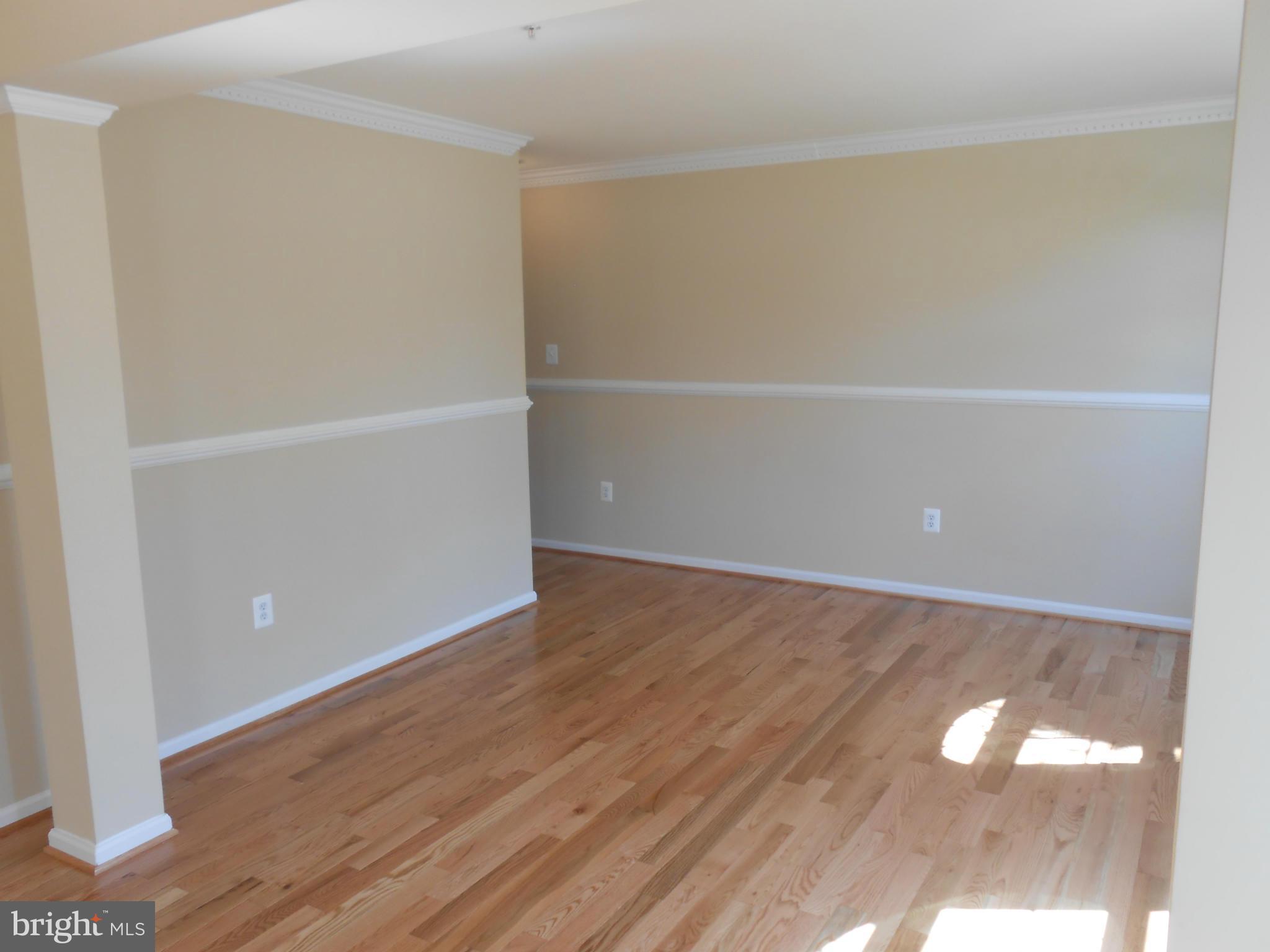 9814 Pheasant Run Court Laurel, MD 20708 - Photo 3 of 30 Living Room