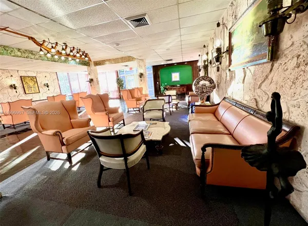 $2,000 | 3030 Marcos Drive, Unit T302, Aventura, FL 33160