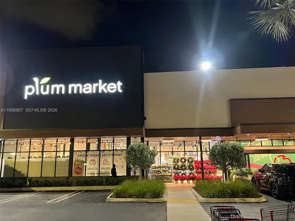 $2,000 | 3030 Marcos Drive, Unit T302, Aventura, FL 33160