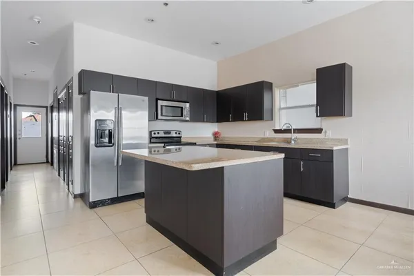 $1,400 | 4217 Colbath Avenue, Unit 405A, McAllen, TX 78503