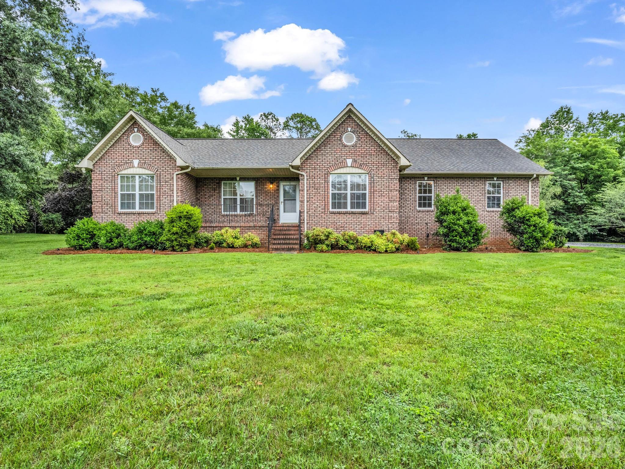 153 Rosey Lane Rutherfordton, NC 28139 - Photo 3 of 35
