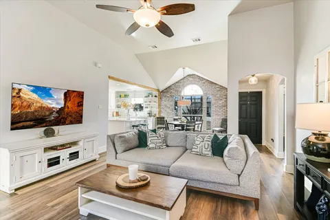 $380,000 | 18516 Champions Circle, Point Venture, TX 78645