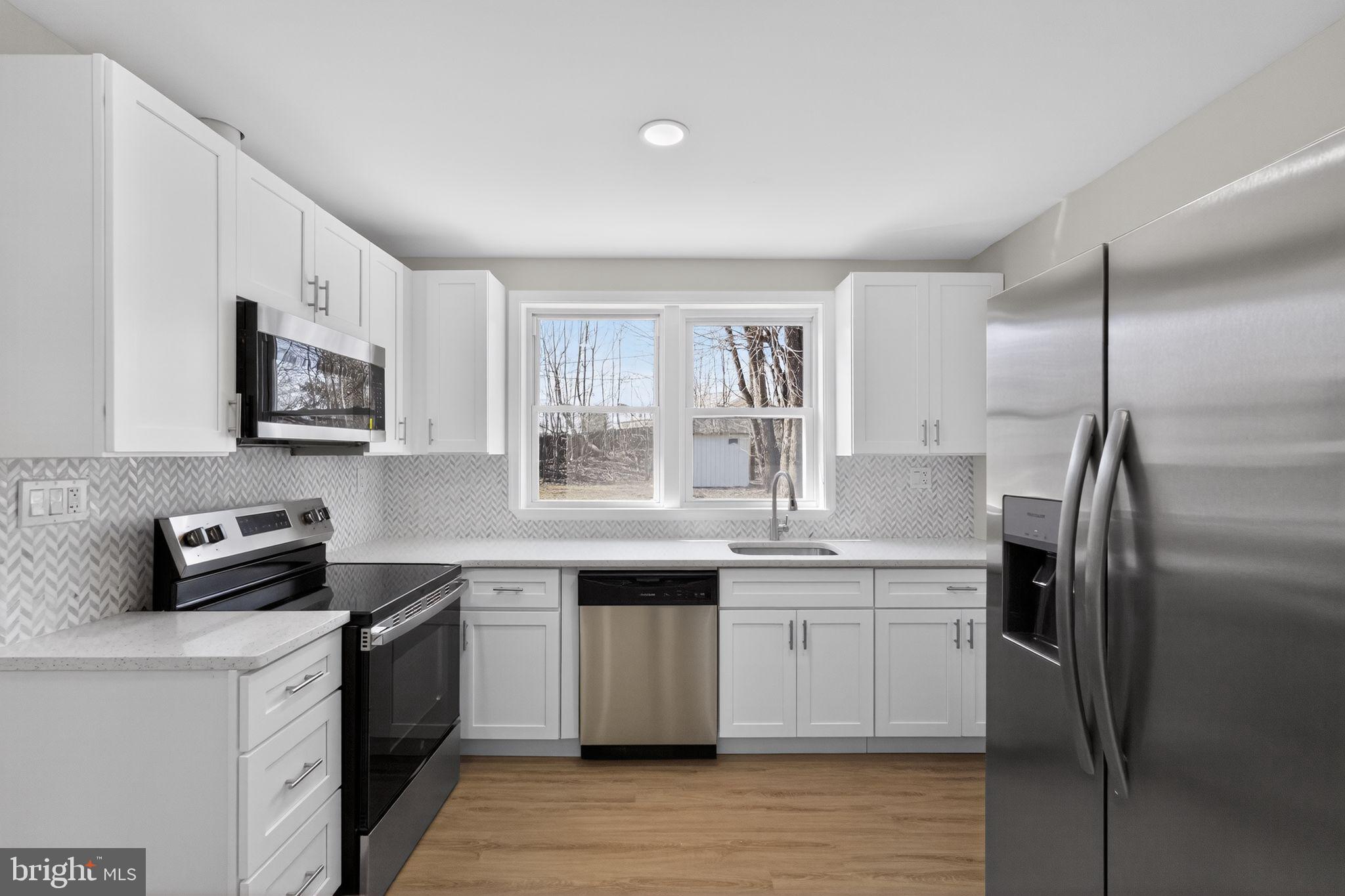 727 West County Line Road Horsham, PA 19044 - Photo 12 of 34