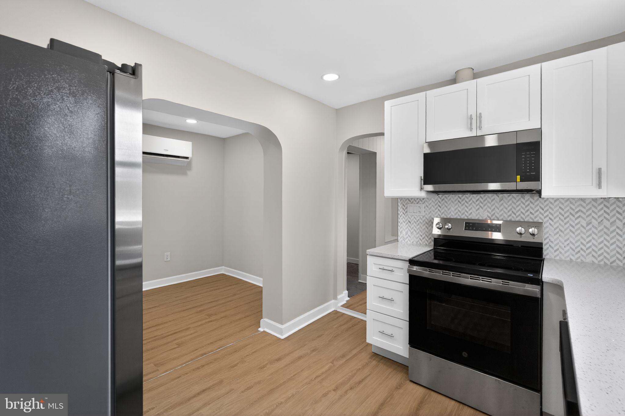 727 West County Line Road Horsham, PA 19044 - Photo 13 of 34