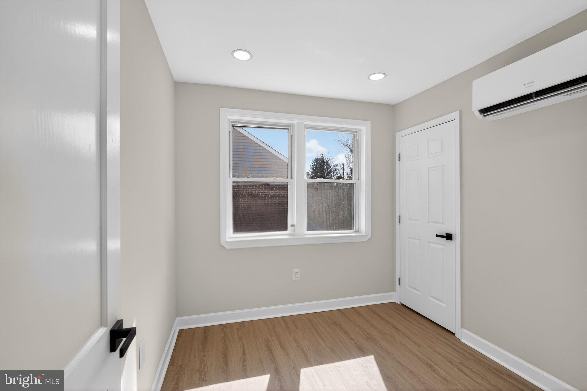 727 West County Line Road Horsham, PA 19044 - Photo 18 of 34