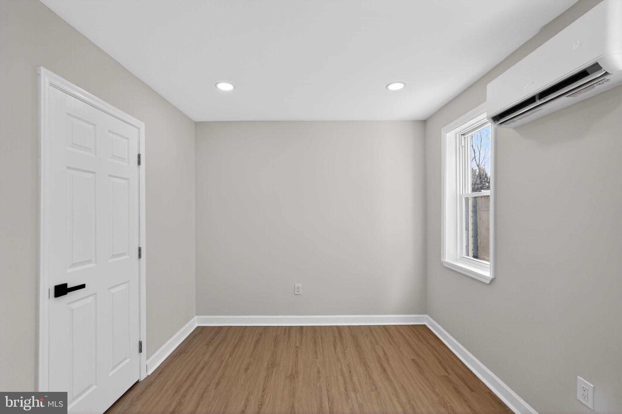 727 West County Line Road Horsham, PA 19044 - Photo 21 of 34
