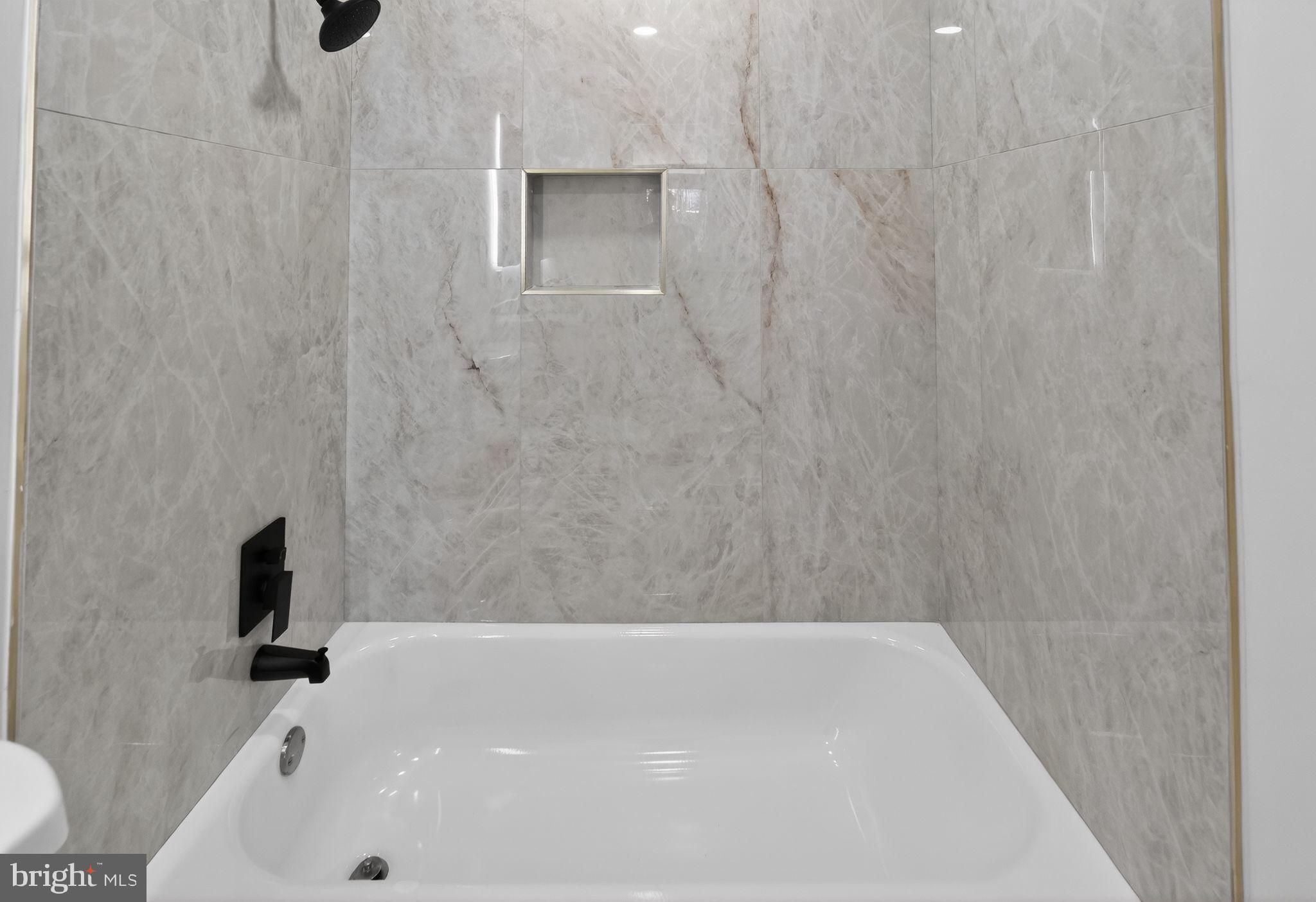 727 West County Line Road Horsham, PA 19044 - Photo 26 of 34