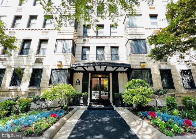 $1,895 | 1010 25th Street Northwest, Unit 807, Washington, DC 20037