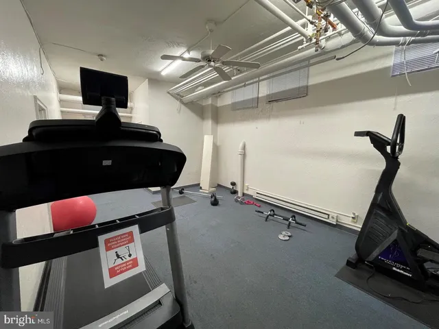 $1,895 | 1010 25th Street Northwest, Unit 807, Washington, DC 20037