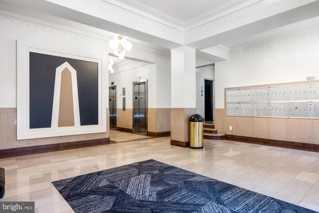 $1,895 | 1010 25th Street Northwest, Unit 807, Washington, DC 20037