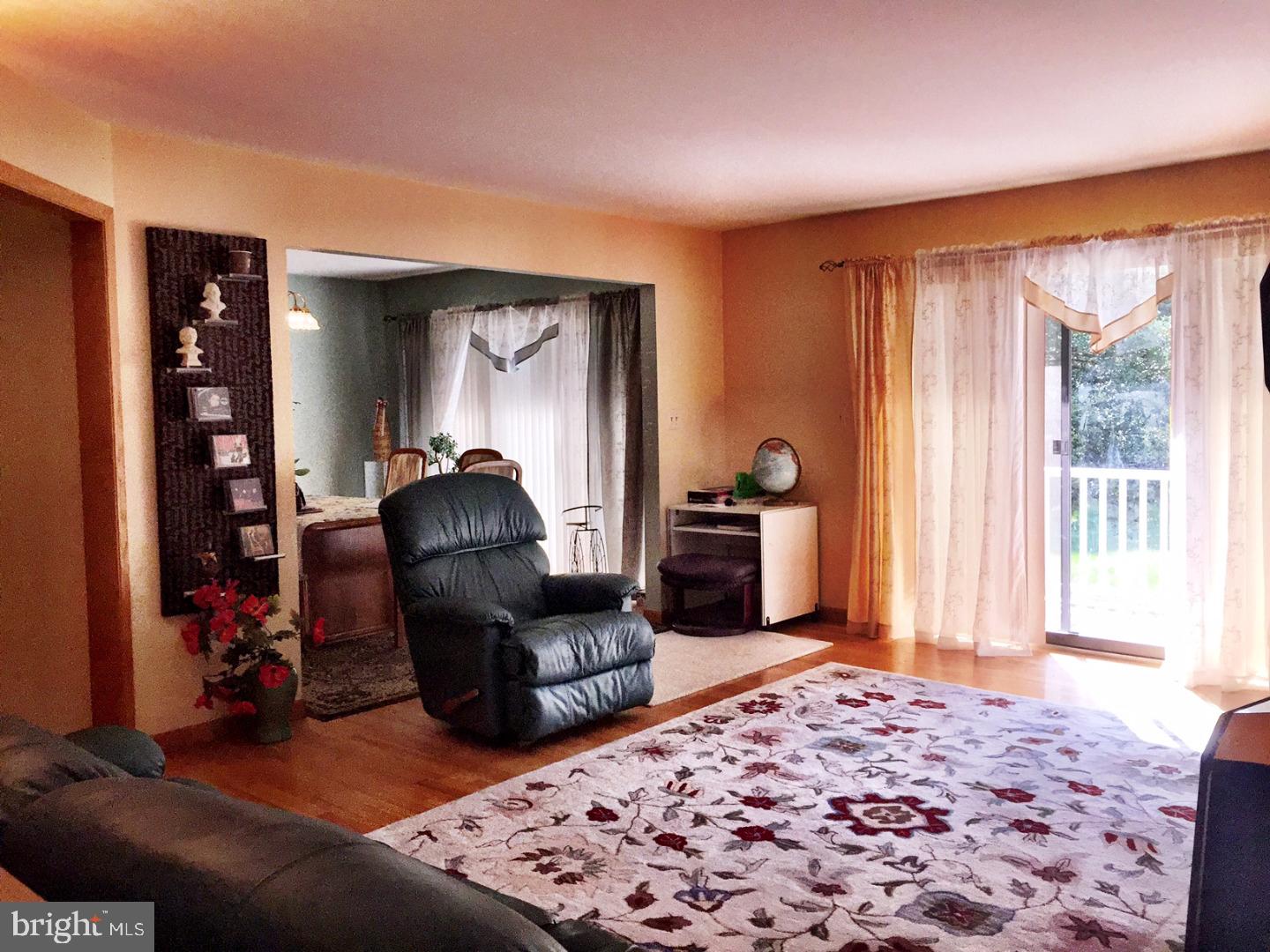 77 Potts Road Robbinsville, NJ 08691 - Photo 4 of 25