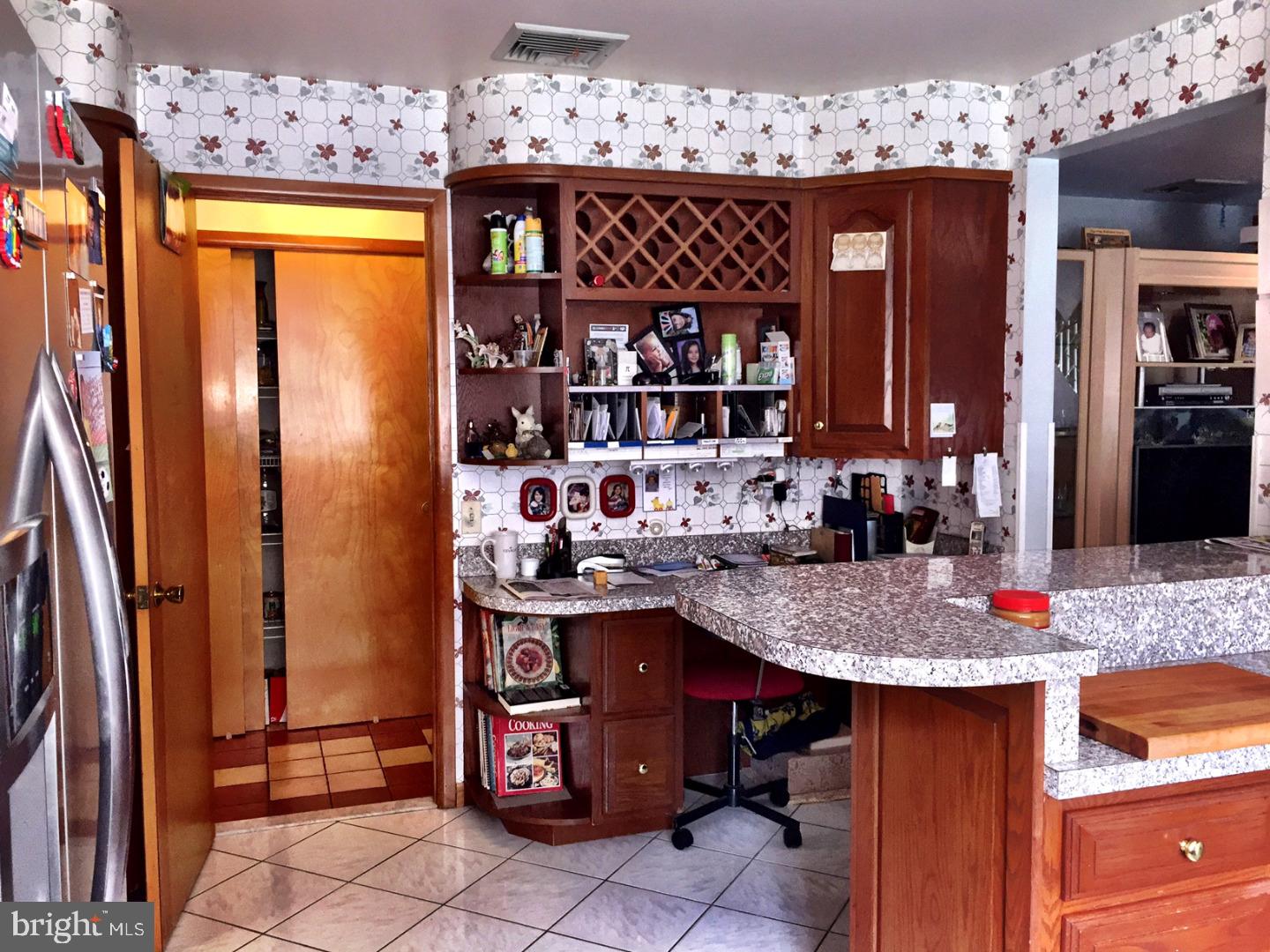 77 Potts Road Robbinsville, NJ 08691 - Photo 8 of 25