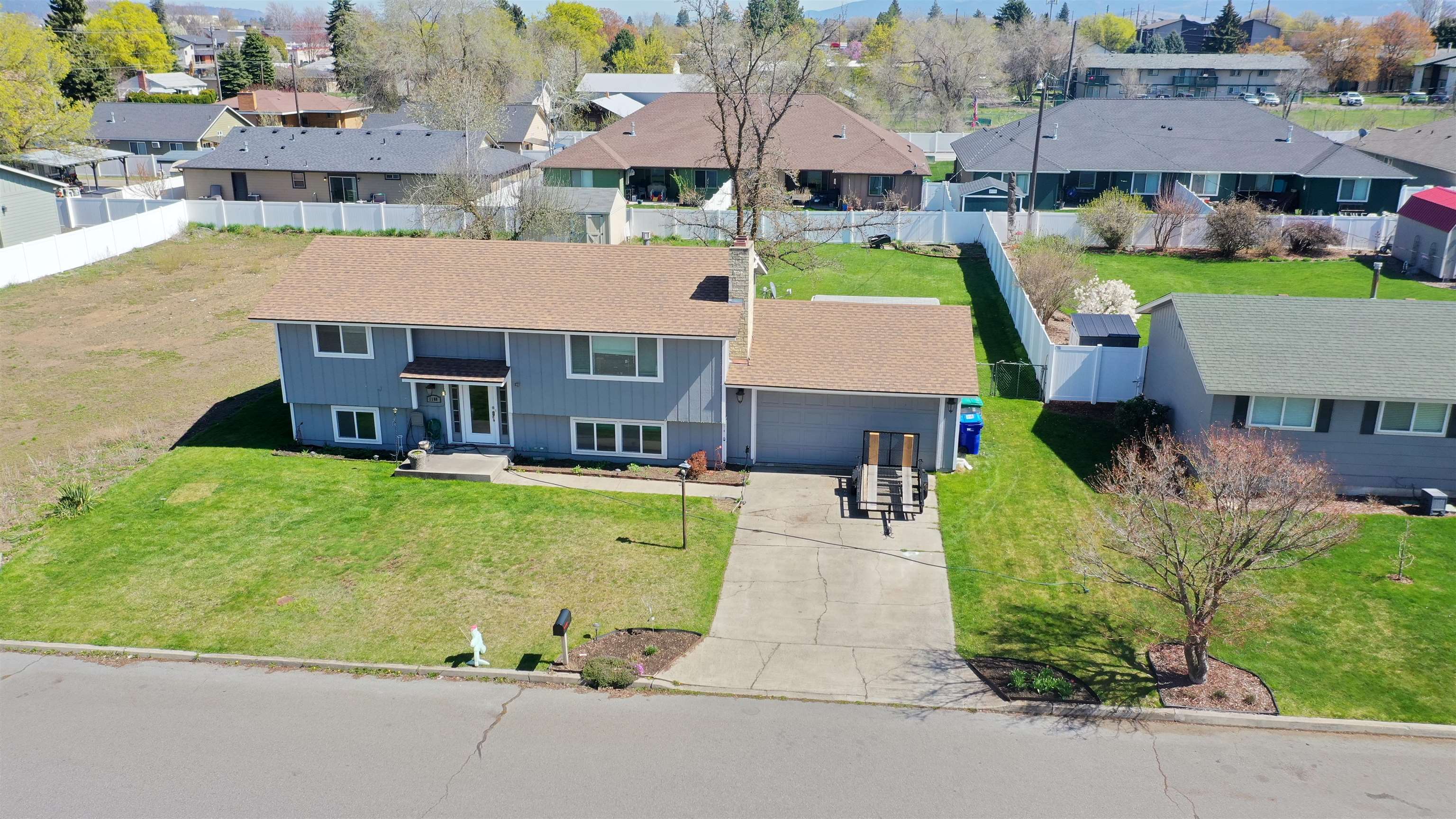 1108 North Perrine Road Spokane Valley, WA 99206 - Photo 2 of 41 Gallery Image 2