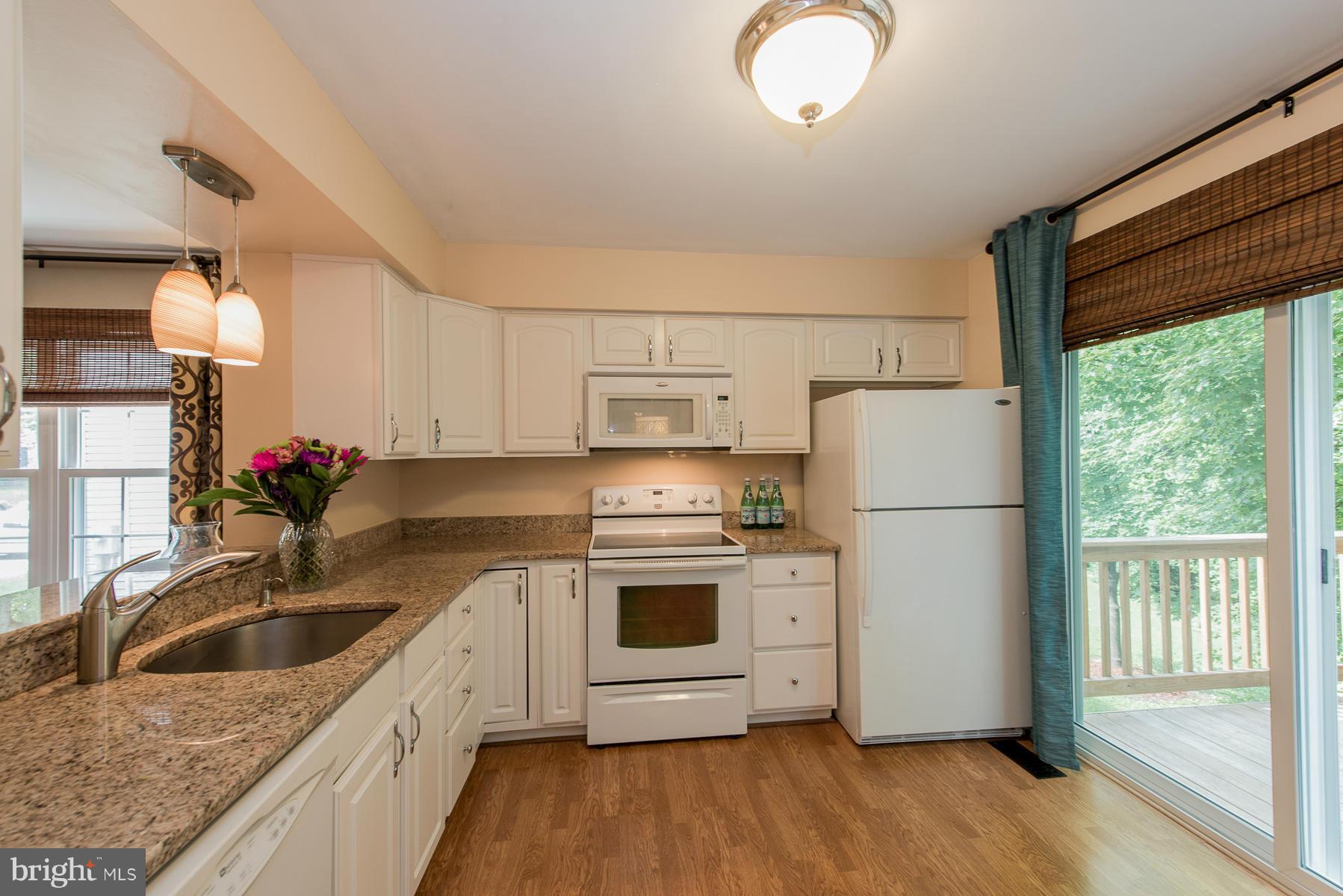 11516 Shell Flower Lane Columbia, MD 21044 - Photo 2 of 30 Kitchen