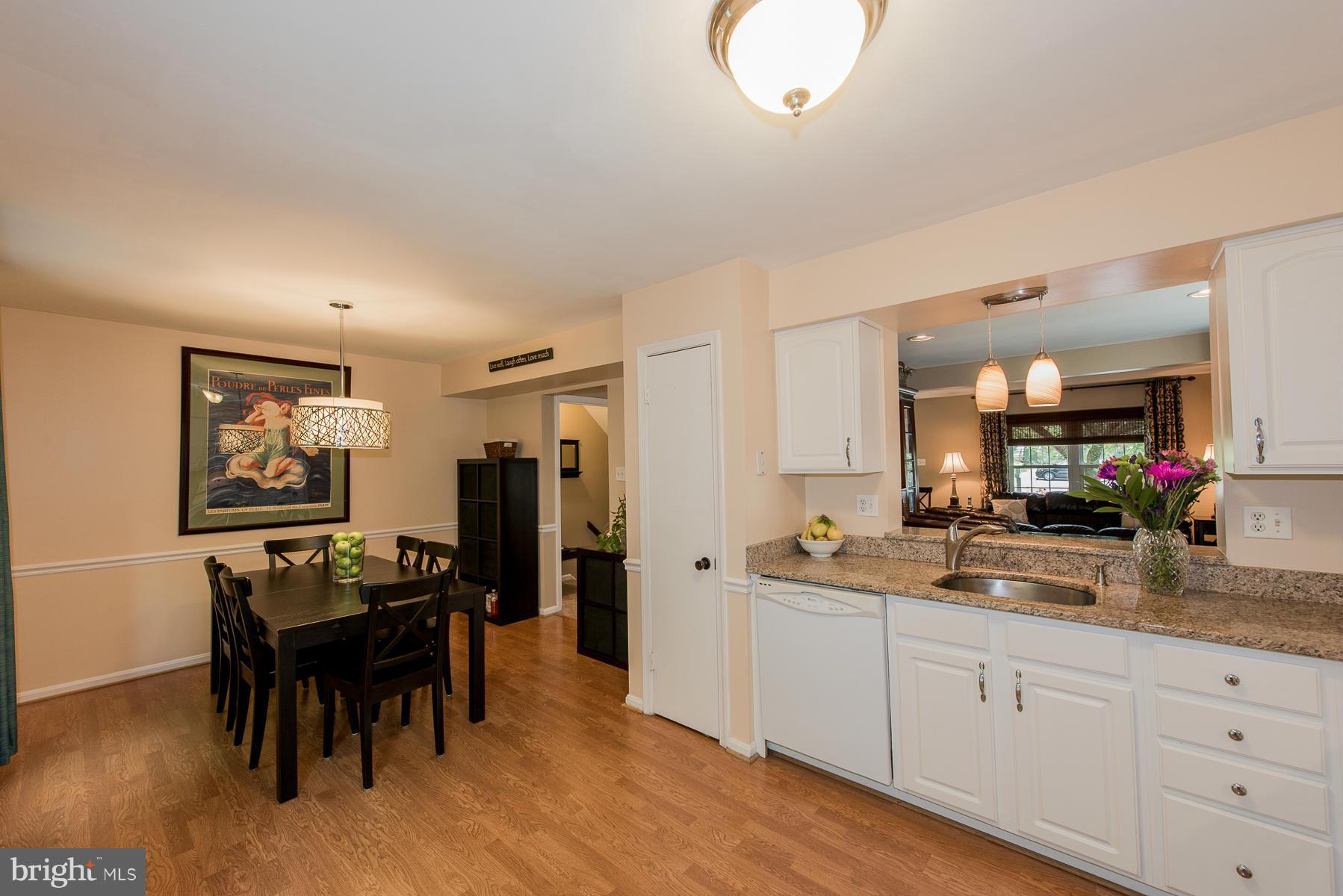 11516 Shell Flower Lane Columbia, MD 21044 - Photo 12 of 30 Kitchen
