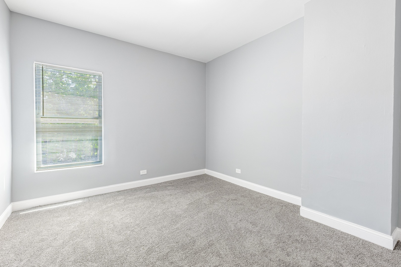 1310 East 72nd Street Chicago, IL 60619 - Photo 19 of 30