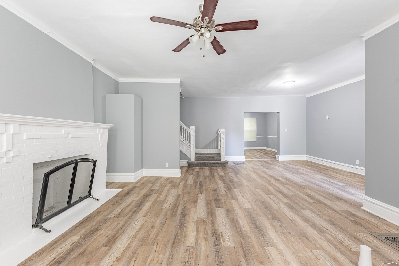 1310 East 72nd Street Chicago, IL 60619 - Photo 7 of 30