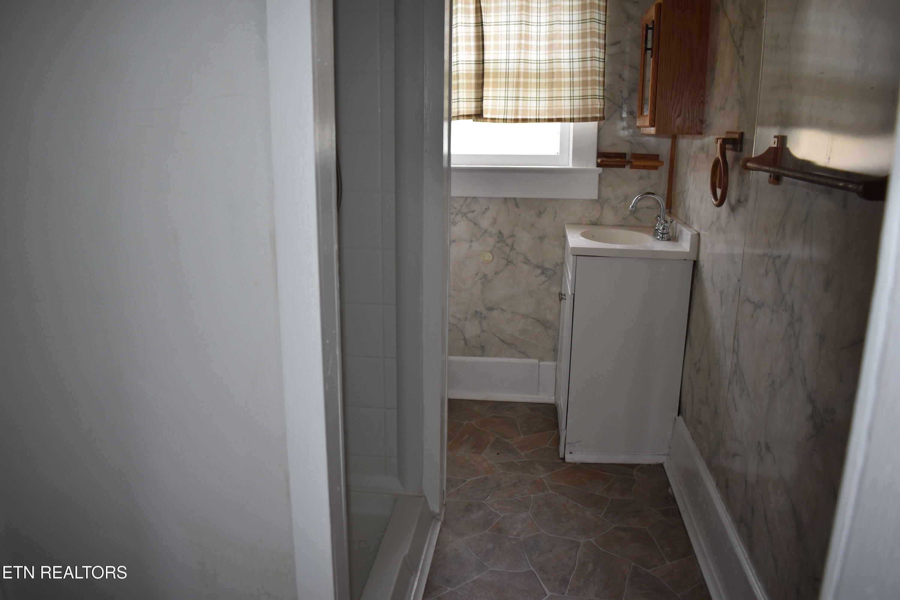 8749 Wilderness Road Ewing, VA 24248 - Photo 12 of 25 DSC_0144