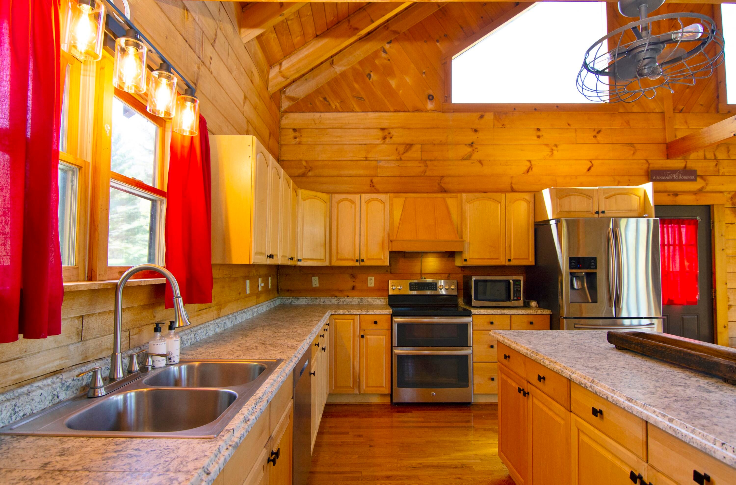1571 Green Valley Road Peterstown, WV 24963 - Photo 32 of 112 Gallery Image 32