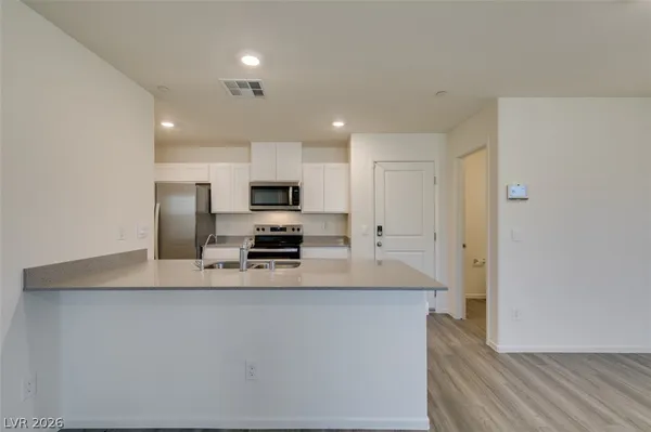 $1,880 | 7375 Hayes Harbor, North Las Vegas, NV 89084