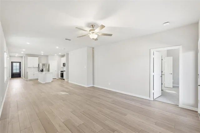 $2,250 | 610 Clover Crk Drive, Unit 610, McKinney, TX 75071