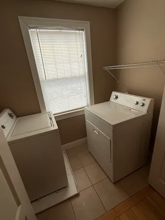 $2,400 | 34 Johnson Street, Unit 1, Worcester, MA 01604