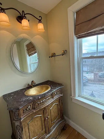 $2,400 | 34 Johnson Street, Unit 1, Worcester, MA 01604