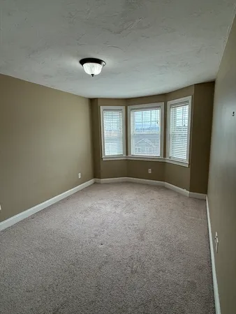 $2,400 | 34 Johnson Street, Unit 1, Worcester, MA 01604