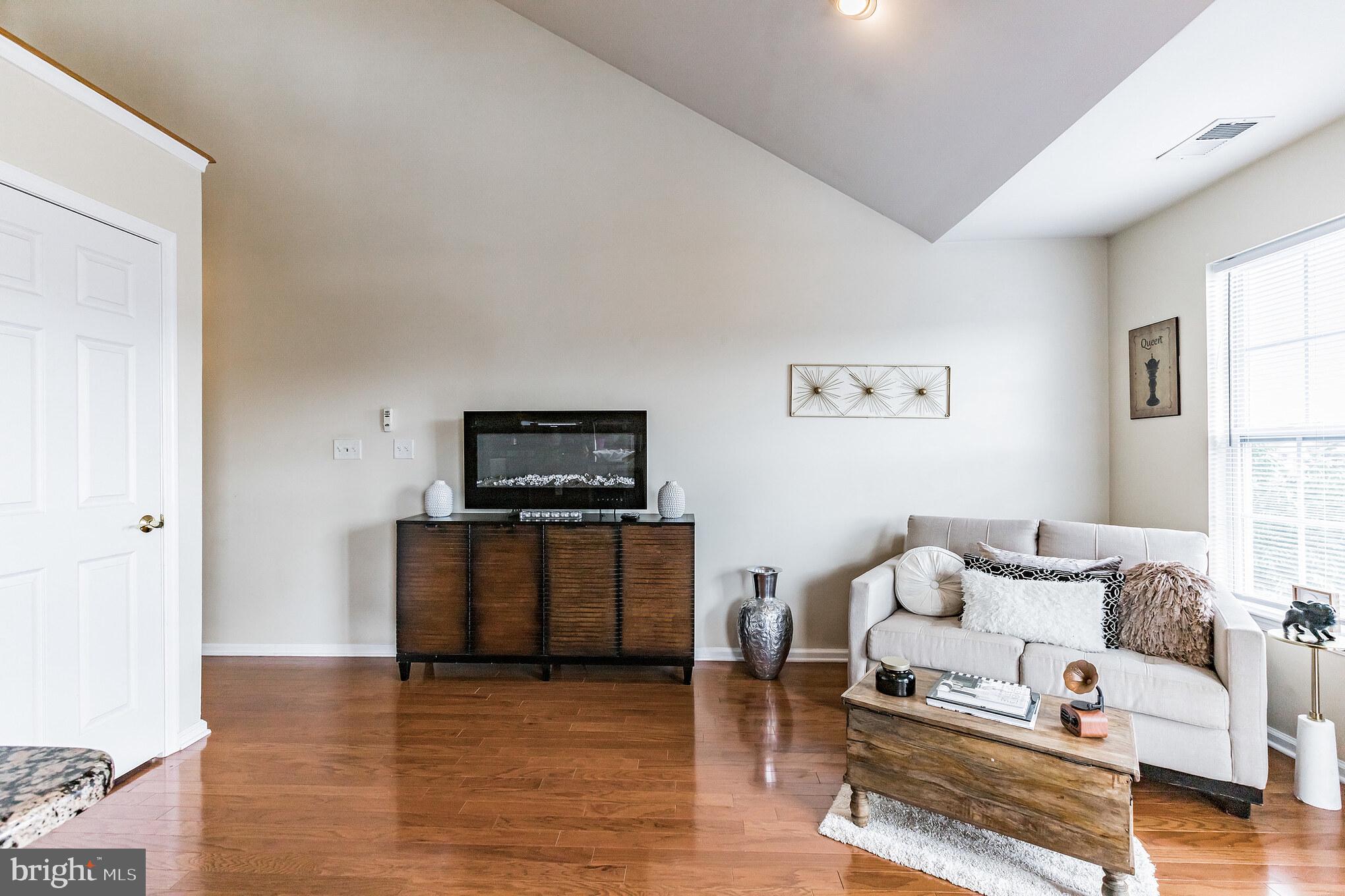 321 Harbour Boulevard Riverton, NJ 08077 - Photo 10 of 21