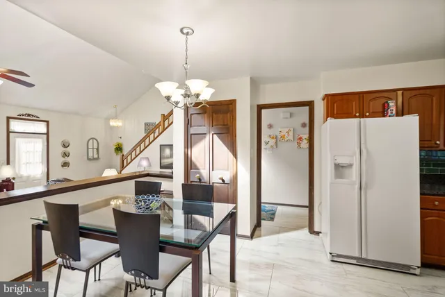 a view of entryway and hall