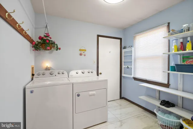 $1,200,000 | 1398 Park Lake Drive, Reston, VA 20190