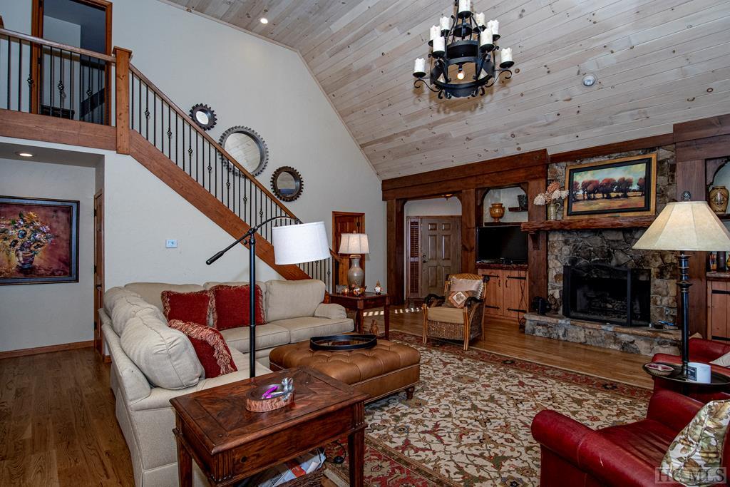 84 Stacey Russell Road Highlands, NC 28741 - Photo 8 of 45 Gallery Image 8