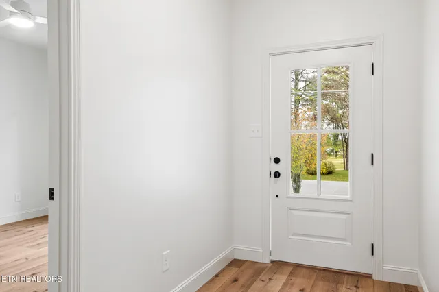 $528,800 | 109 Alpine Drive, Clinton, TN 37716