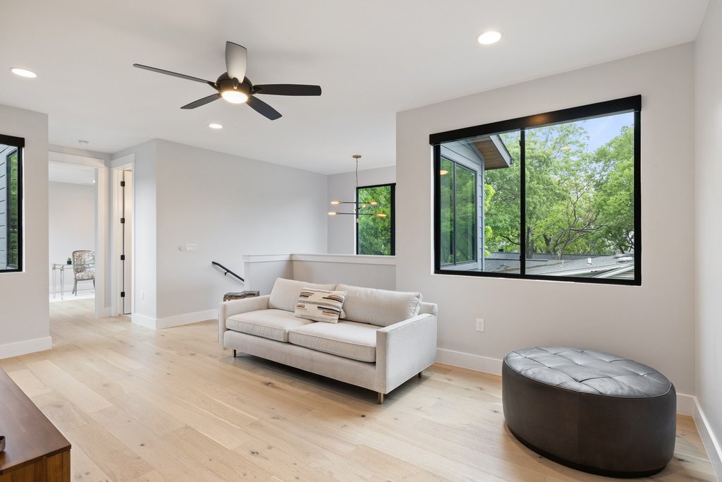 5405 Montview Street Austin, TX 78756 - Photo 26 of 40 Upstairs, a spacious living area is available to suit to your lifestyle needs.