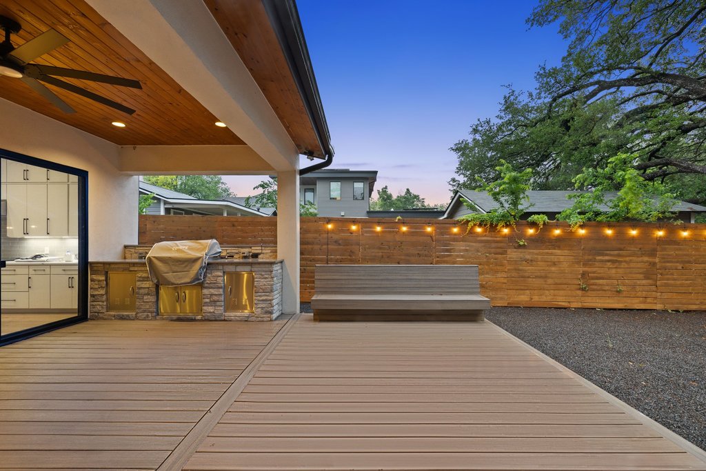 5405 Montview Street Austin, TX 78756 - Photo 36 of 40 The covered patio includes a built-in outdoor grill station.