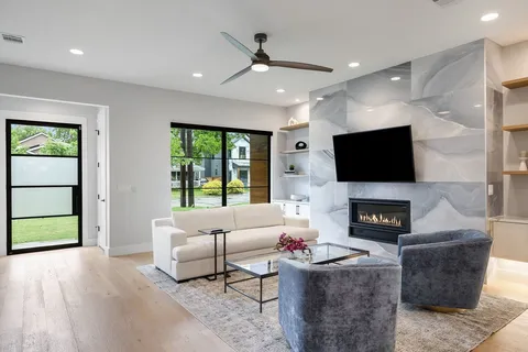 $2,175,000 | 5405 Montview Street, Austin, TX 78756