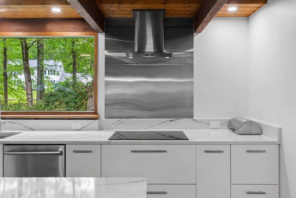 100 Wildwood Road Andover, MA 01810 - Photo 13 of 41