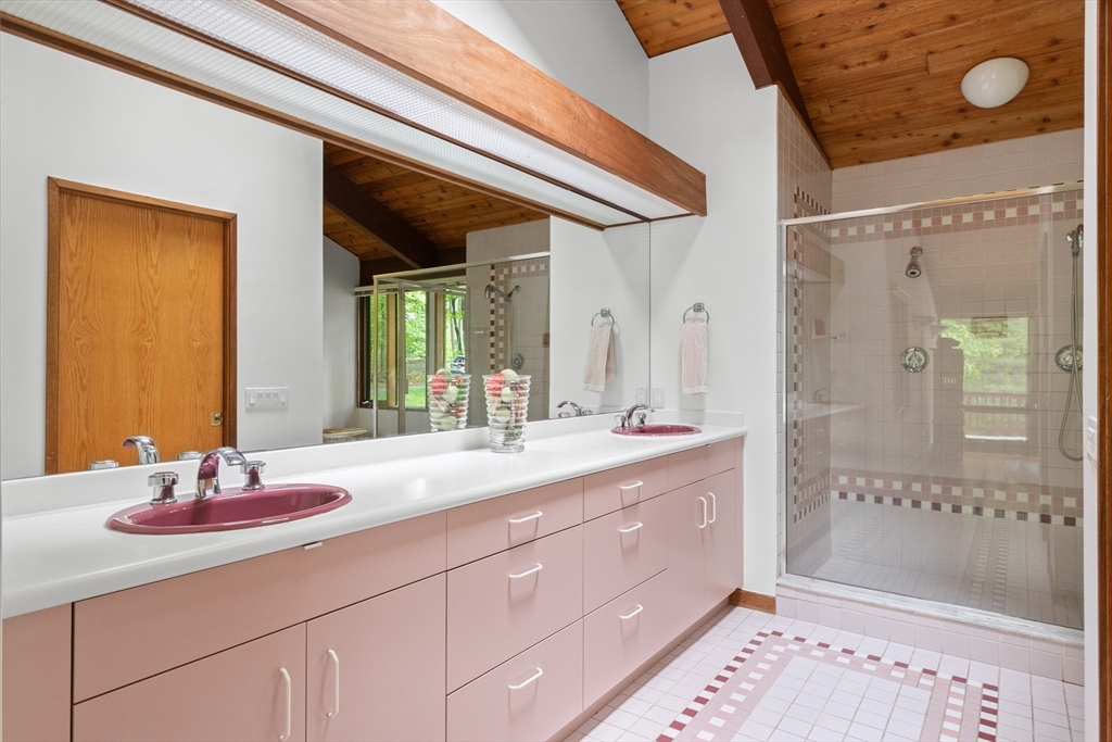 100 Wildwood Road Andover, MA 01810 - Photo 24 of 41