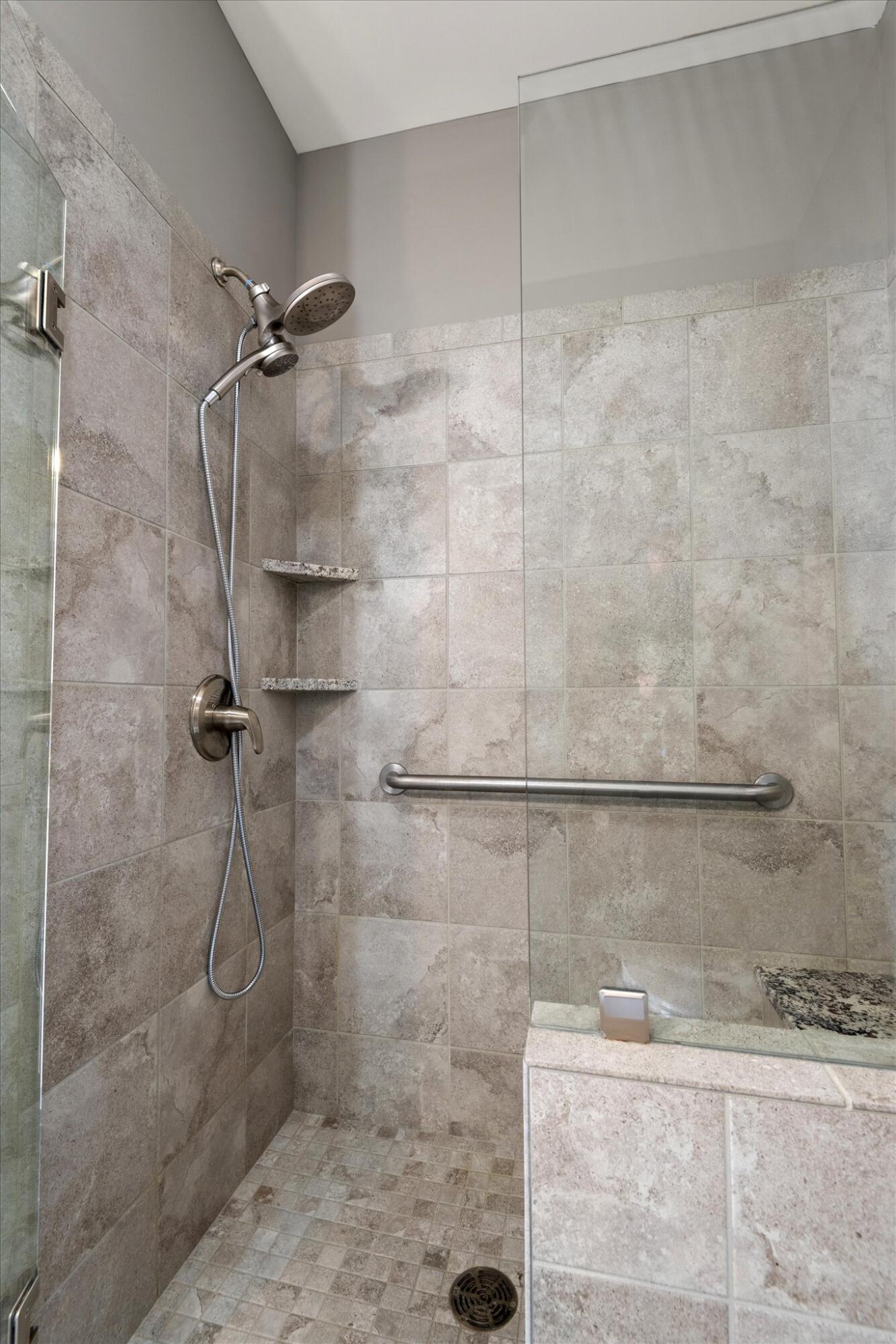 19 Killarney Court Bangor, ME 04401 - Photo 13 of 35 21-19 Killarney Ct