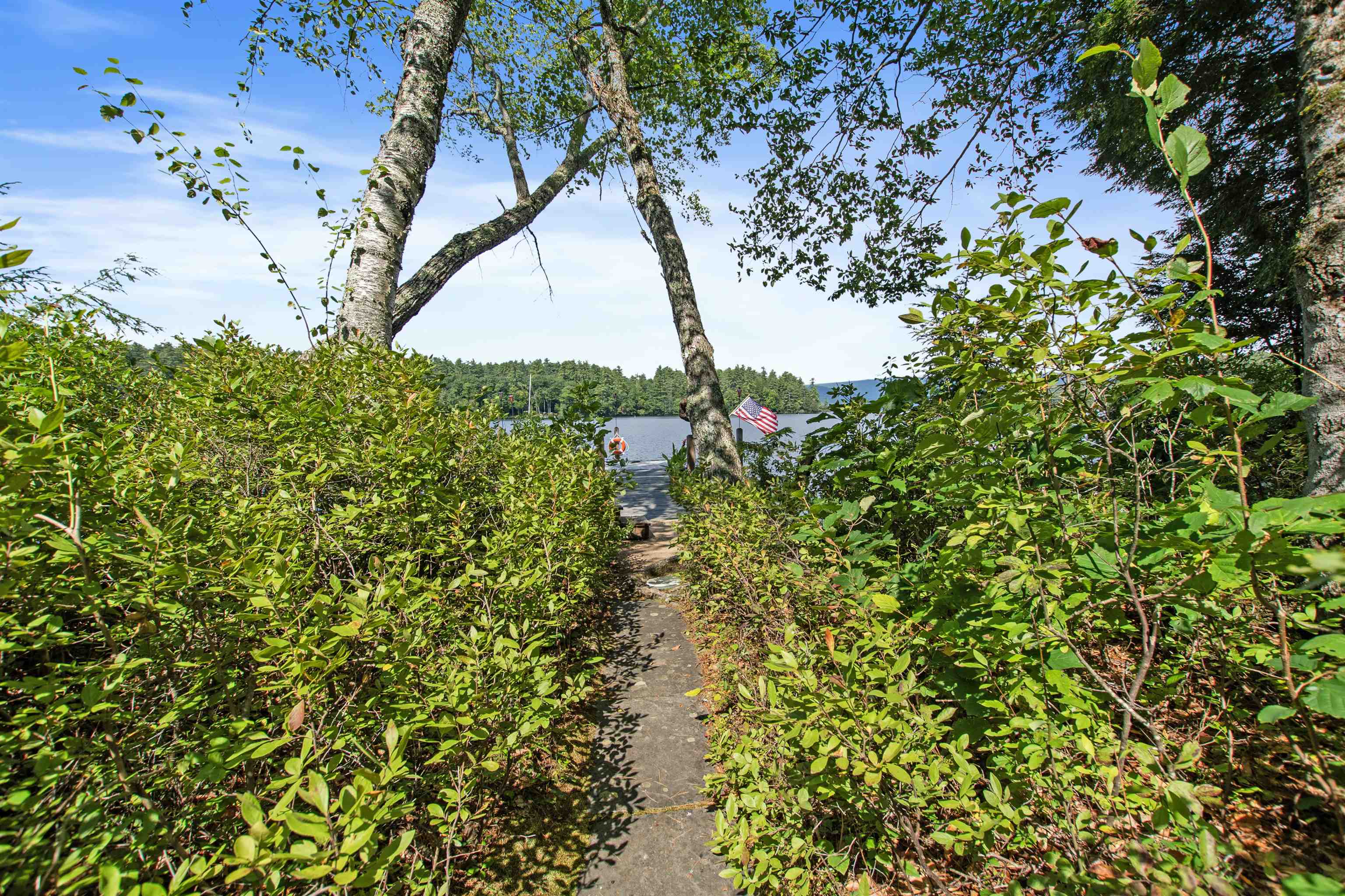 100 Singing Eagle Road Moultonborough, NH 03254 - Photo 15 of 40