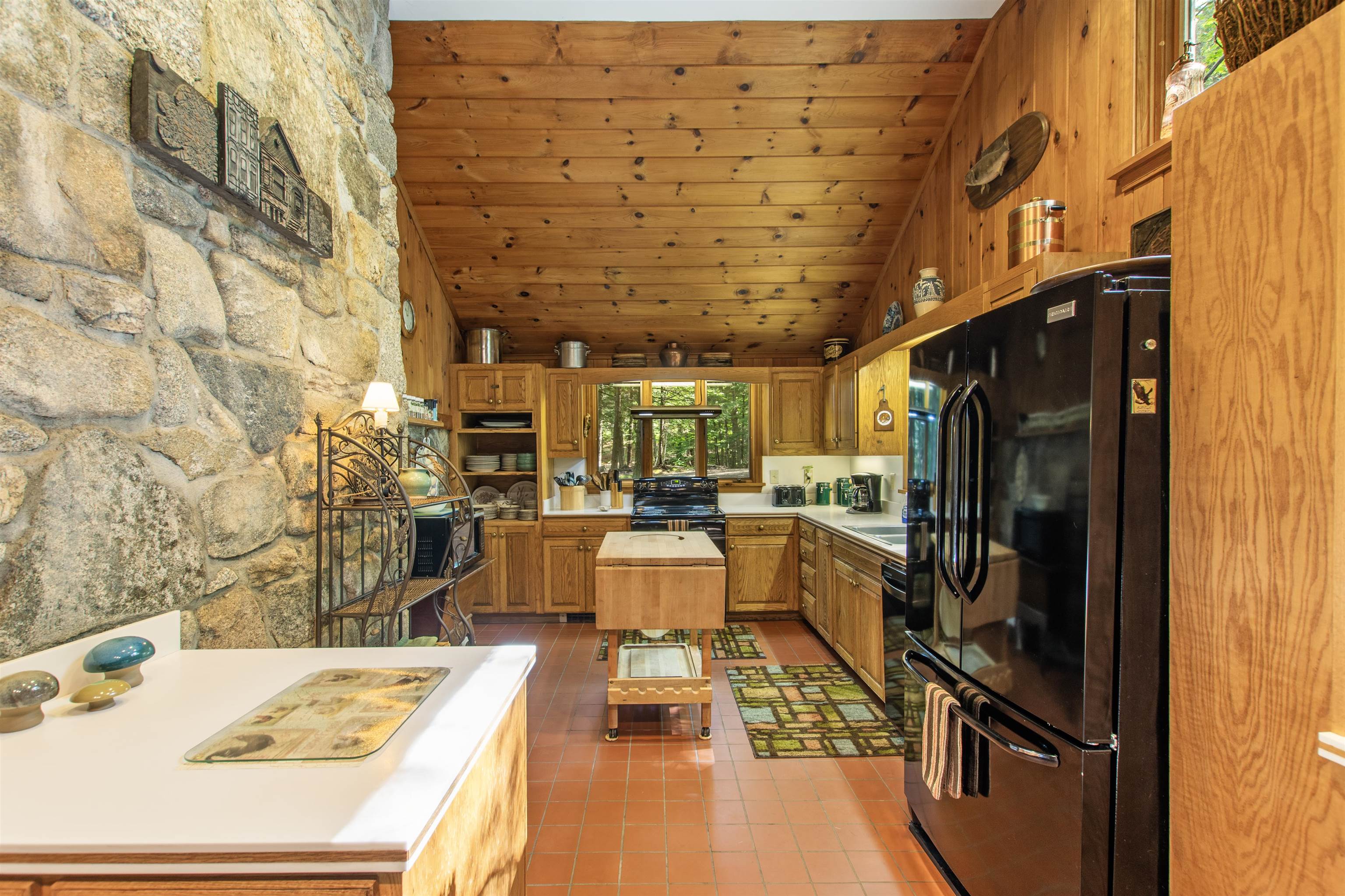 100 Singing Eagle Road Moultonborough, NH 03254 - Photo 9 of 40