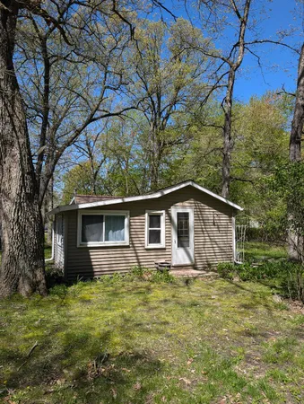 $53,000 | 216 Portage Lake Road, Munith, MI 49259