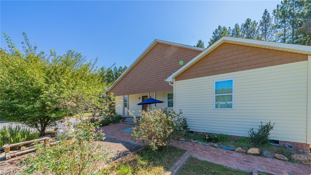 1101 Workman Road Lexington, NC 27292 - Photo 4 of 24 Gallery Image 4
