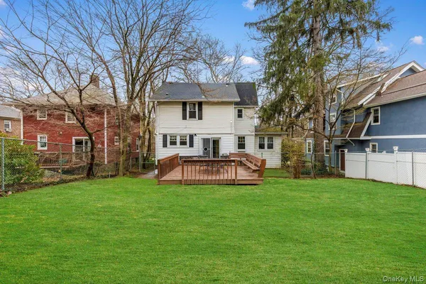 $799,500 | 306 Hutchinson Boulevard, Mount Vernon, NY 10552