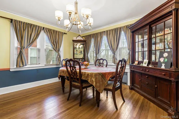 $799,500 | 306 Hutchinson Boulevard, Mount Vernon, NY 10552