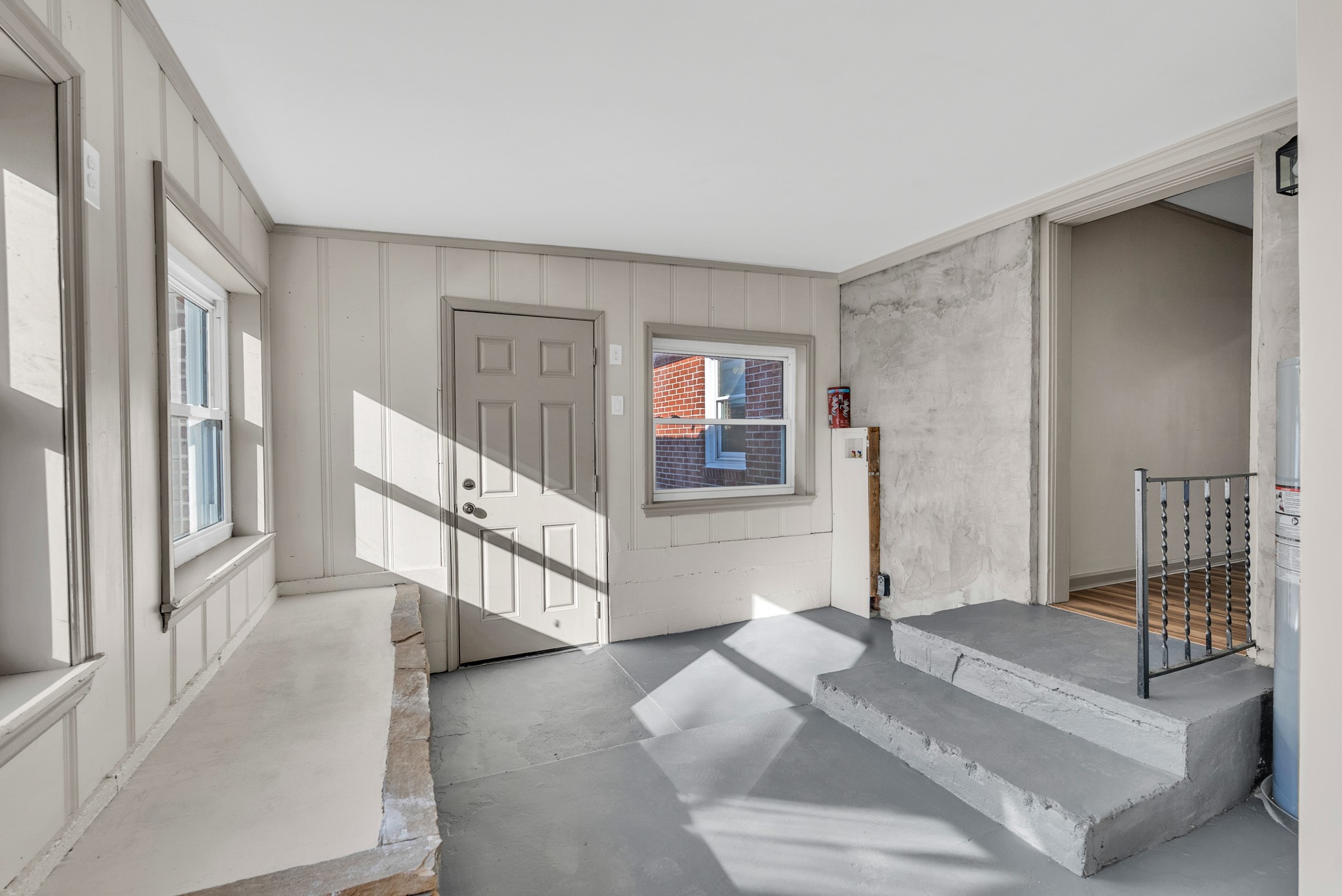 107 Oak Street Sparta, TN 38583 - Photo 13 of 26 a living room with furniture and a flat screen tv