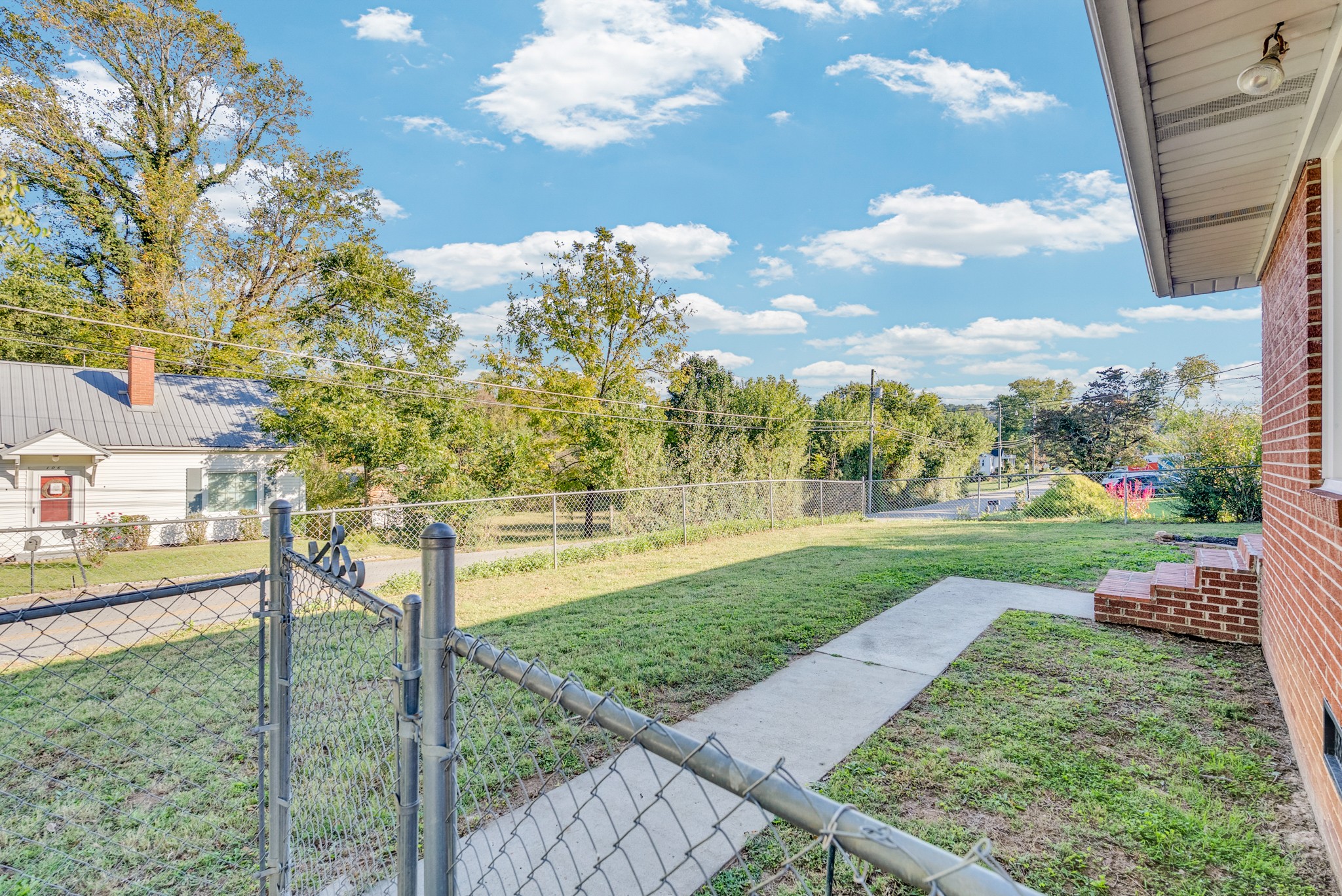 107 Oak Street Sparta, TN 38583 - Photo 19 of 26 a view of a garden