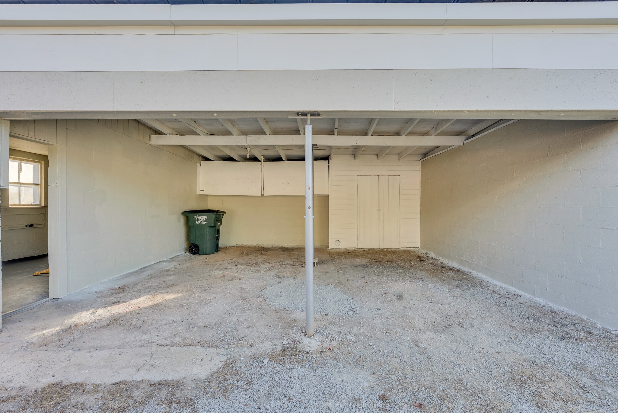 107 Oak Street Sparta, TN 38583 - Photo 25 of 26 a view of a room with walk in closet