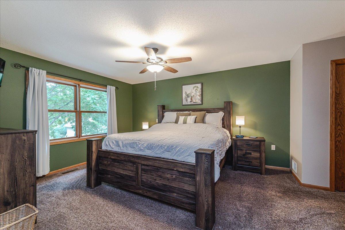 5903 Bryant Lane Inver Grove Heights, MN 55076 - Photo 18 of 36