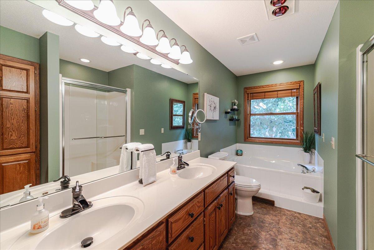 5903 Bryant Lane Inver Grove Heights, MN 55076 - Photo 19 of 36